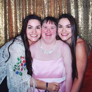 Meet your Posher, Britta